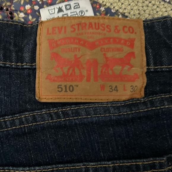 Levi x get high waisted upcycled shorts size large - Picture 5 of 8